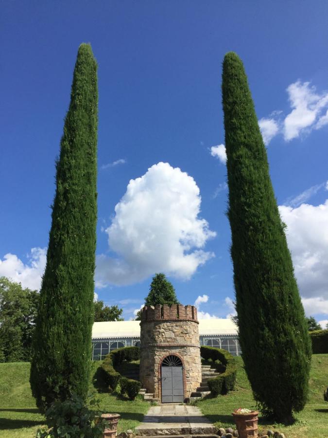 Bed and Breakfast Castello Di Cernusco Lombardone Exterior foto